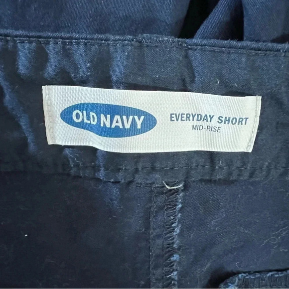 Old Navy Everday Short Mid Rise Navy Blue Size 4 Solid Pattern Casual Summer - Picture 5 of 5